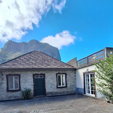 Valentina's House بيت للعطل